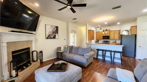 1941 Wages Way Jacksonville FL 32218