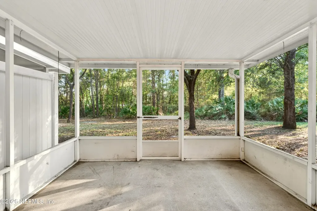 11816 Lake Bend Circle Jacksonville FL 32218