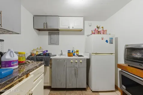 278 E 46th Street Jacksonville FL 32208