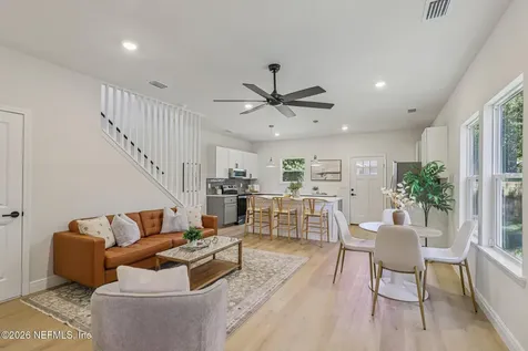 2413 Jerusalem Street Jacksonville FL 32207