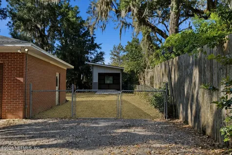 10227 Lakeview Road W Jacksonville FL 32225
