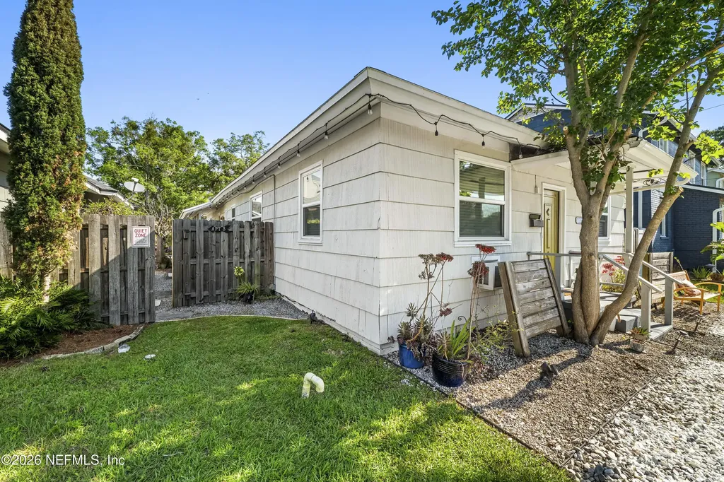 909 Cedar Street Jacksonville FL 32207