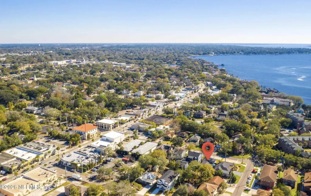 909 Cedar Street Jacksonville FL 32207