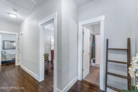 909 Cedar Street Jacksonville FL 32207