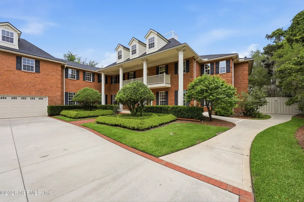 2957 Forest Circle Jacksonville FL 32257