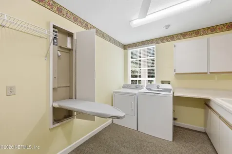 2957 Forest Circle Jacksonville FL 32257