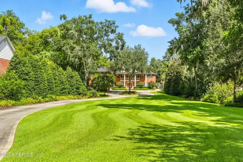 2957 Forest Circle Jacksonville FL 32257