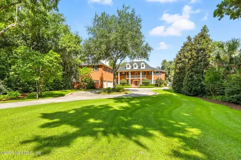 2957 Forest Circle Jacksonville FL 32257