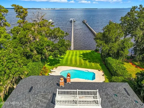 2957 Forest Circle Jacksonville FL 32257