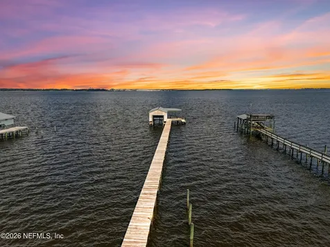 2957 Forest Circle Jacksonville FL 32257