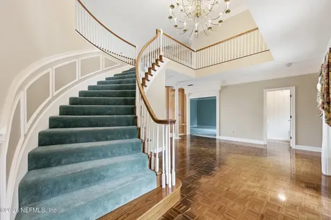 2957 Forest Circle Jacksonville FL 32257