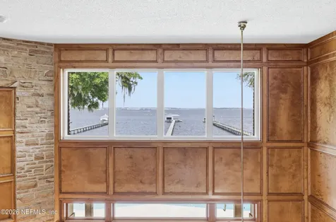 2957 Forest Circle Jacksonville FL 32257