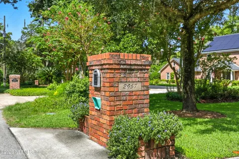 2957 Forest Circle Jacksonville FL 32257