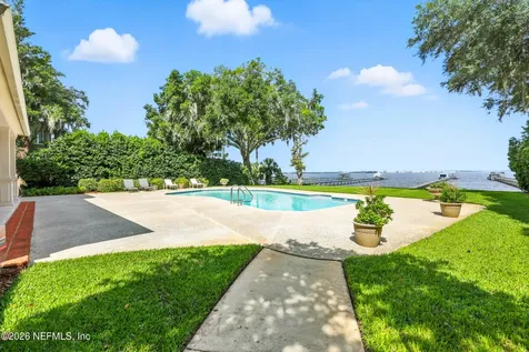 2957 Forest Circle Jacksonville FL 32257