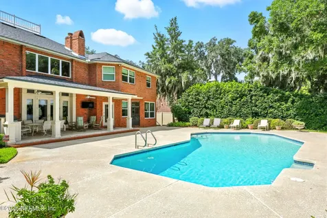 2957 Forest Circle Jacksonville FL 32257