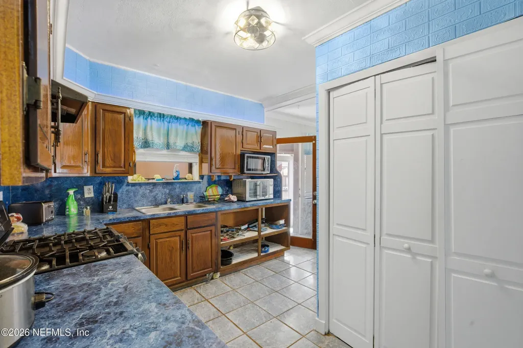 278 E 46th Street Jacksonville FL 32208