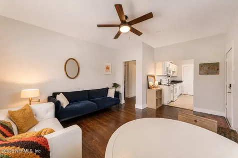 909 Cedar Street Jacksonville FL 32207