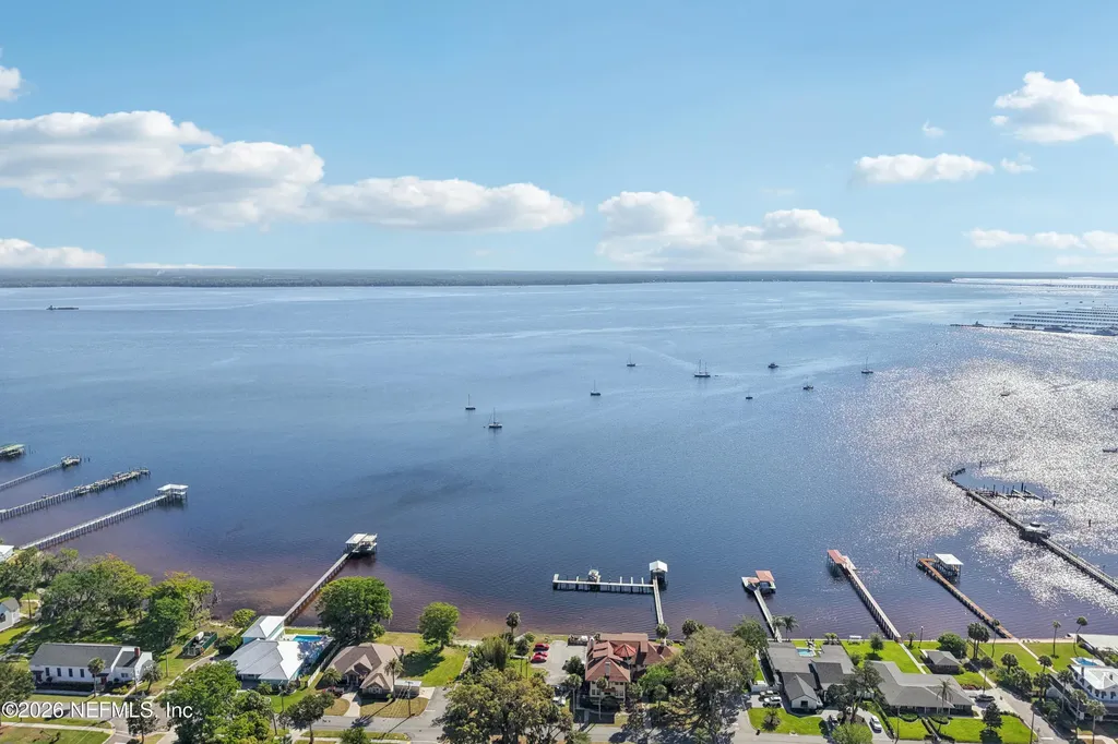 212 Street Johns Avenue Green Cove Springs FL 32043