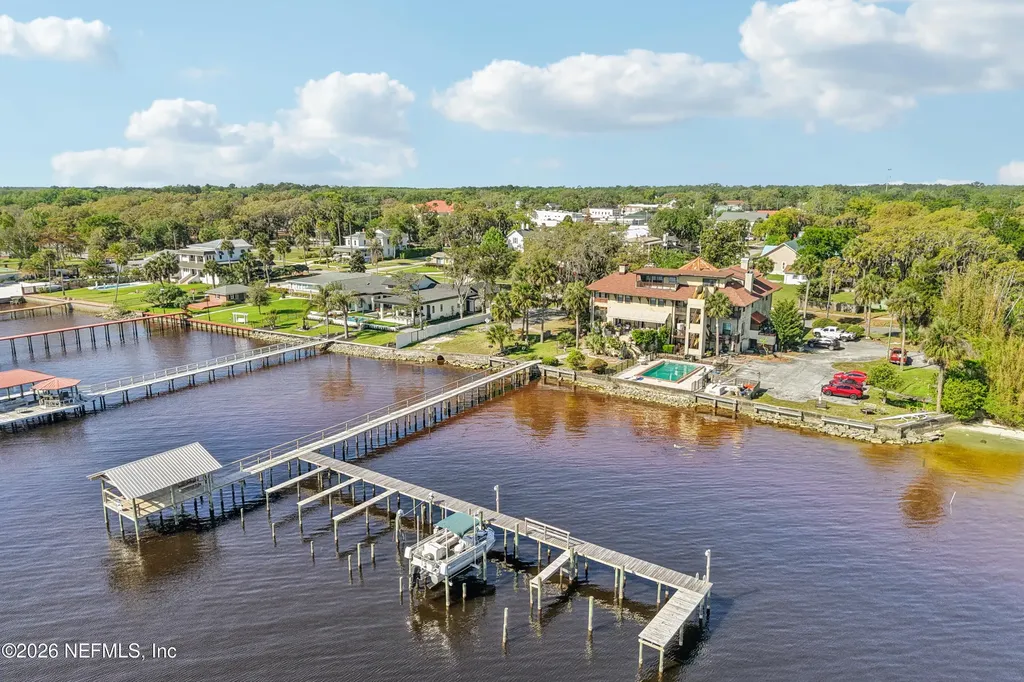 212 Street Johns Avenue Green Cove Springs FL 32043