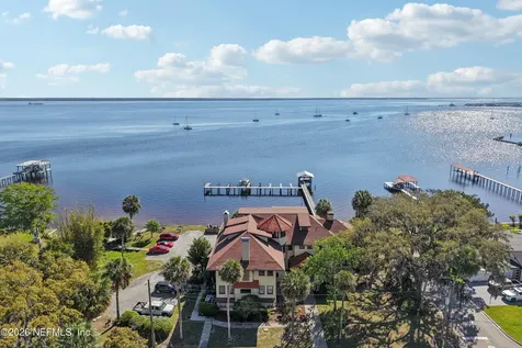 212 Street Johns Avenue Green Cove Springs FL 32043