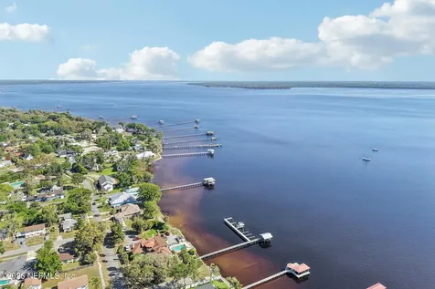 212 Street Johns Avenue Green Cove Springs FL 32043