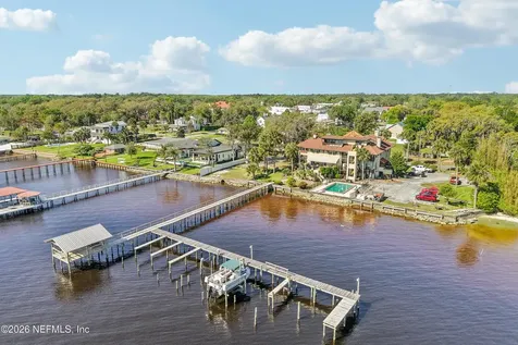 212 Street Johns Avenue Green Cove Springs FL 32043