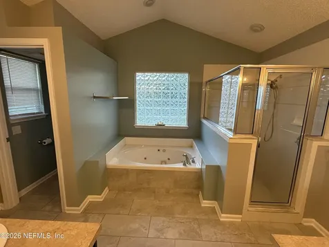 9339 Whisper Glen Drive Jacksonville FL 32222