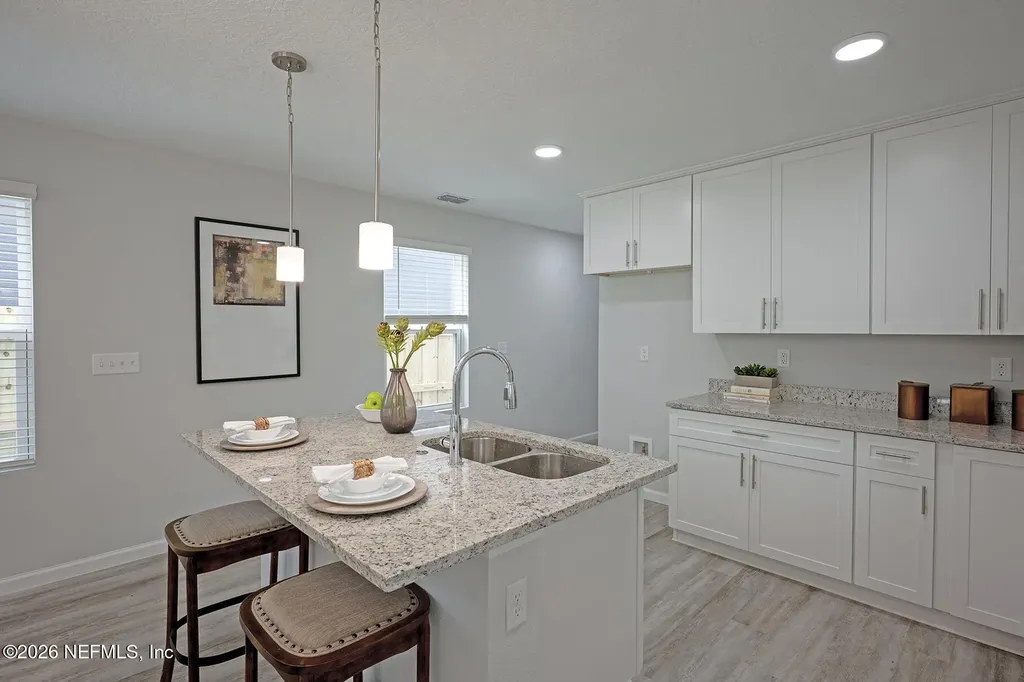 3221 Pine Avenue Jacksonville FL 32218