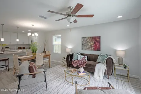 3221 Pine Avenue Jacksonville FL 32218