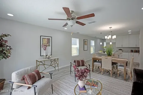 3221 Pine Avenue Jacksonville FL 32218