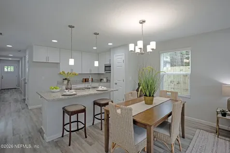 3221 Pine Avenue Jacksonville FL 32218
