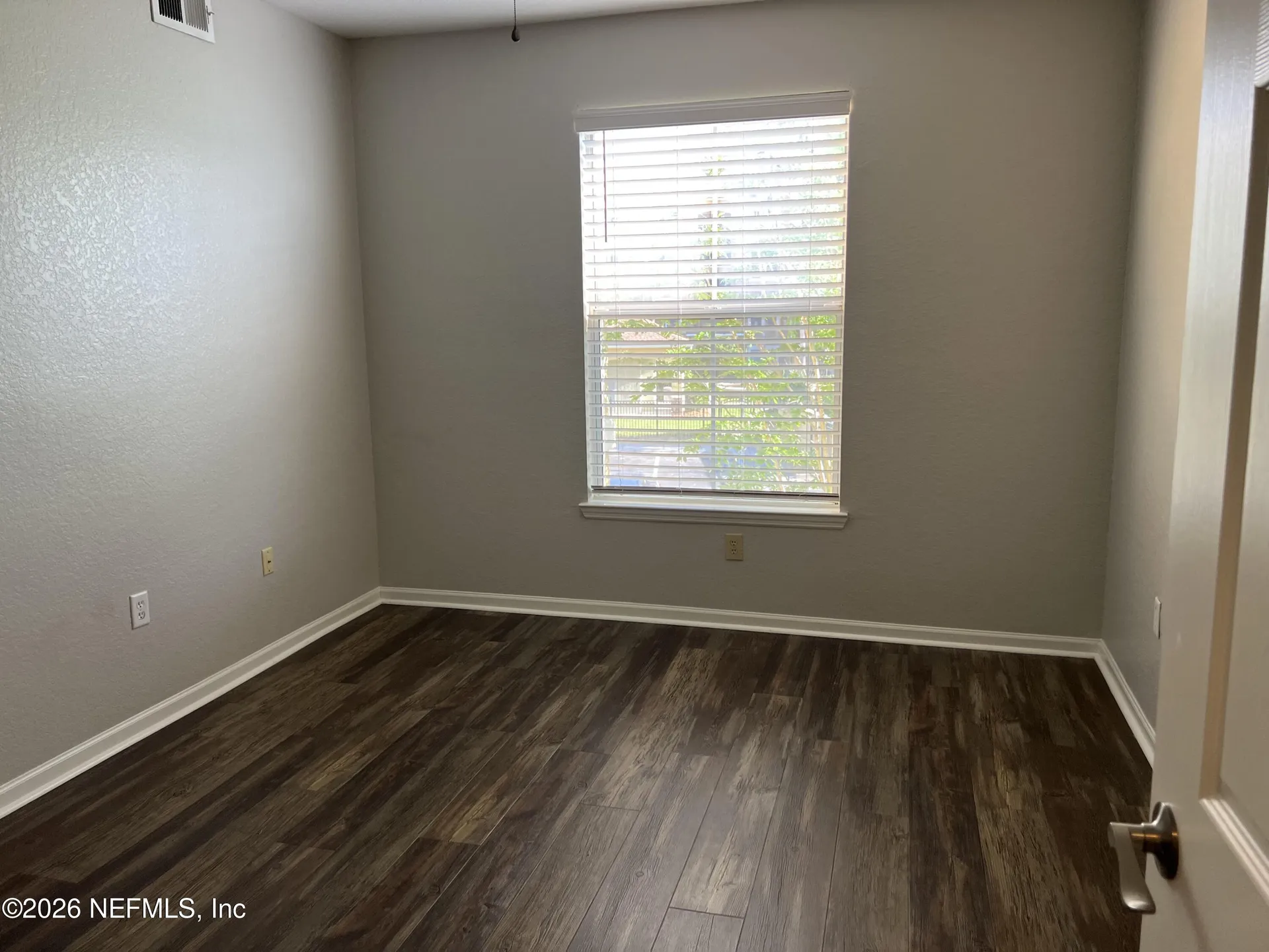 8539 Gate Parkway W Jacksonville FL 32216