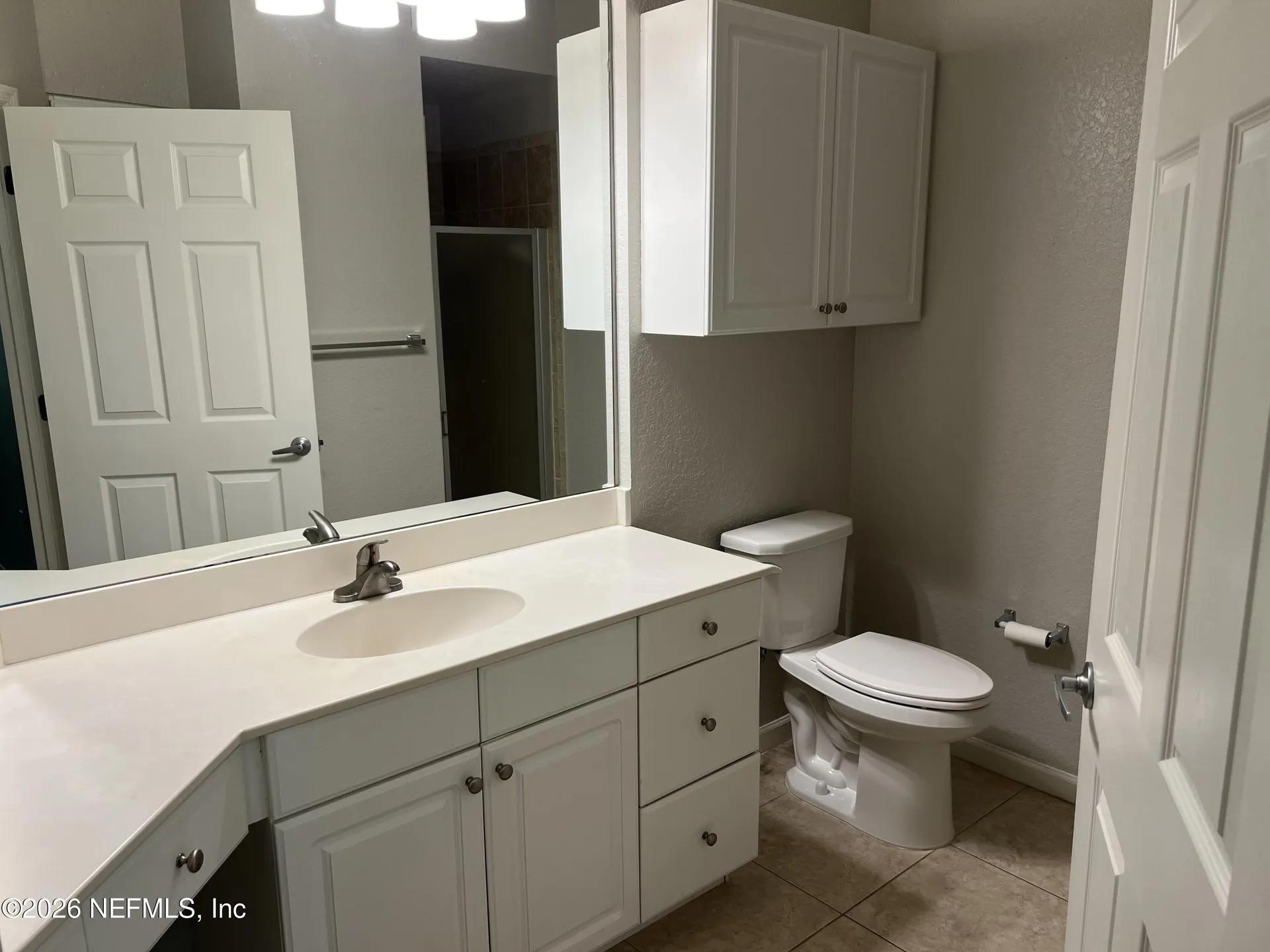 8539 Gate Parkway W Jacksonville FL 32216