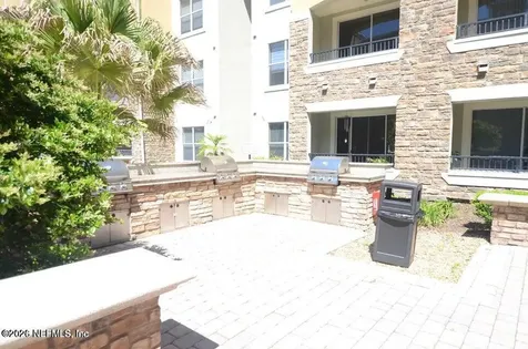 8539 Gate Parkway W Jacksonville FL 32216