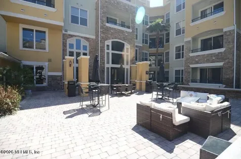8539 Gate Parkway W Jacksonville FL 32216