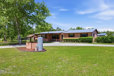 113 E Rellim Drive Palatka FL 32177