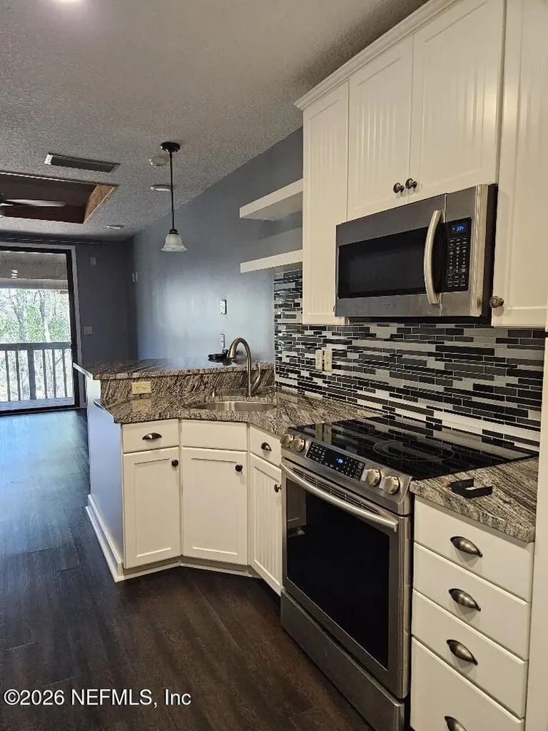 3155 Ravines Road Middleburg FL 32068