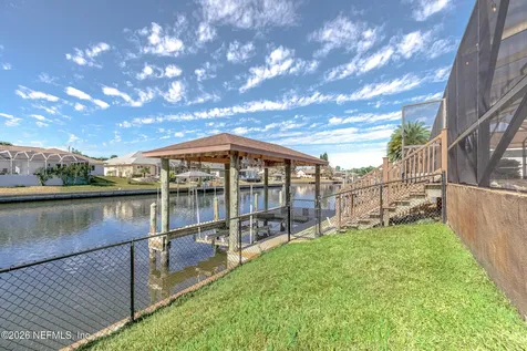 27 Cherrytree Court Palm Coast FL 32137
