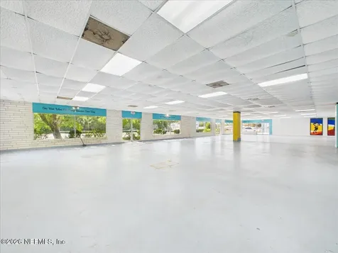 607 N Palm Avenue Palatka FL 32177