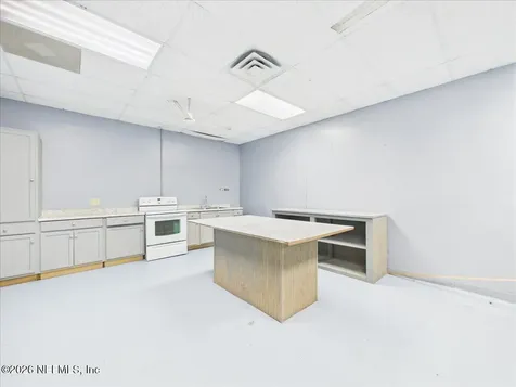 607 N Palm Avenue Palatka FL 32177