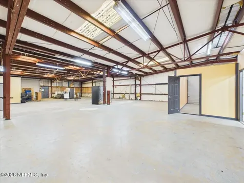 607 N Palm Avenue Palatka FL 32177