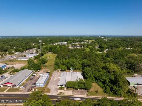 607 N Palm Avenue Palatka FL 32177