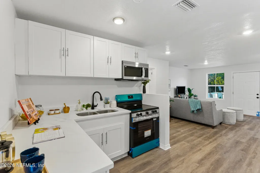 2892 Gilmore Street Jacksonville FL 32205
