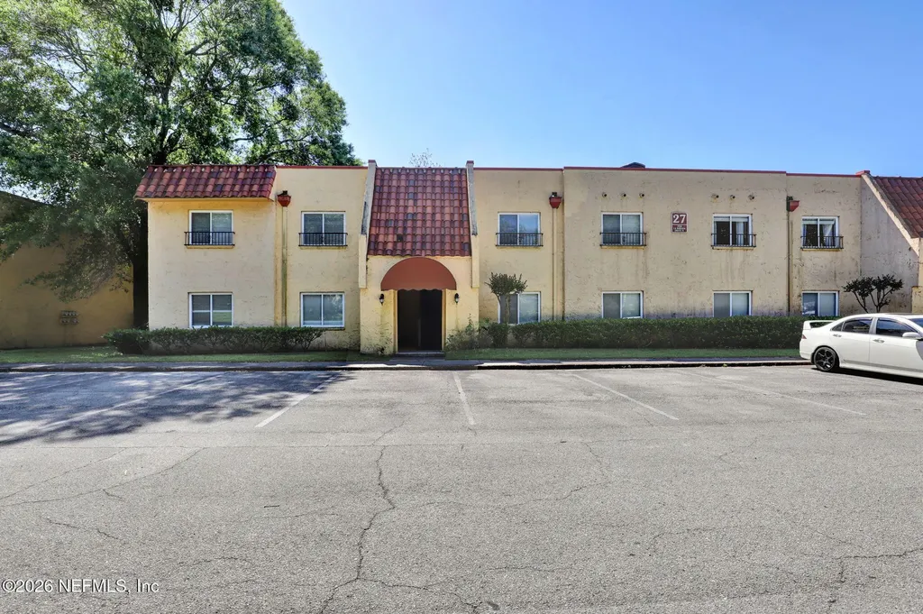 3918 La Mirada Drive Jacksonville FL 32217
