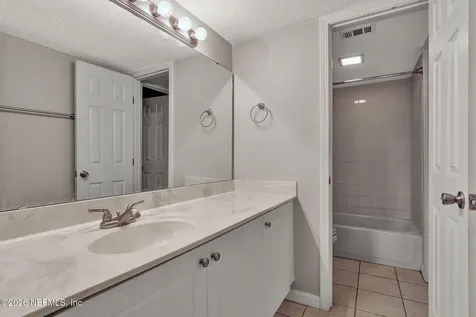 3918 La Mirada Drive Jacksonville FL 32217