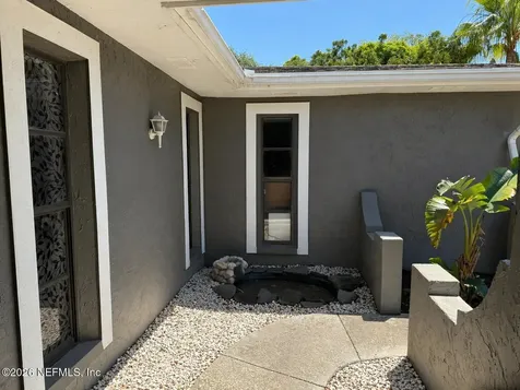 1291 Raleigh Court Tarpon Springs FL 34689
