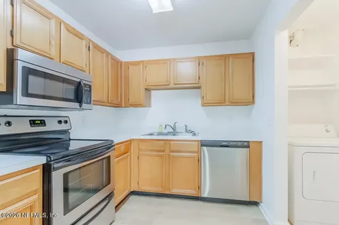 563 Staffordshire Drive E Jacksonville FL 32225