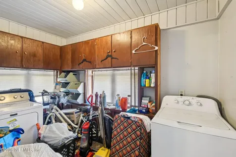 395 Duray Court Jacksonville FL 32208