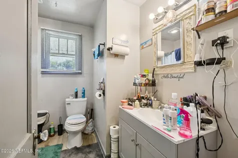 395 Duray Court Jacksonville FL 32208