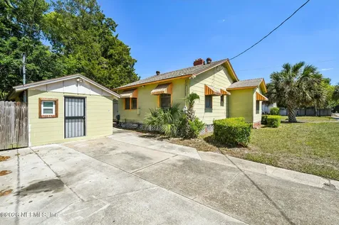 395 Duray Court Jacksonville FL 32208